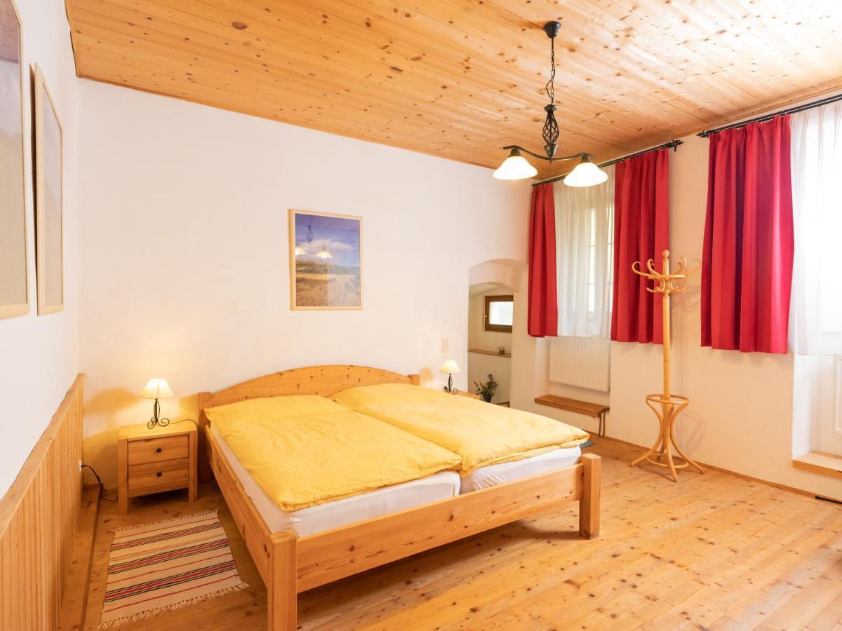 Ferienwohnung Zum Kapuziner Poysdorf Exterior photo